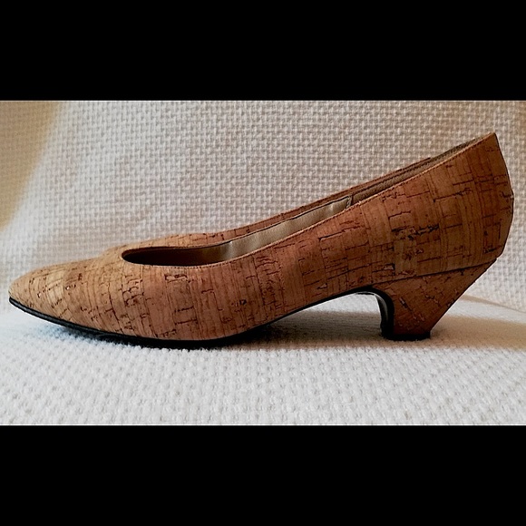 Daisy Cork Heels - Great Condition - Picture 3 of 11